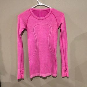 Lululemon NWOT Fuschia Swiftly Tech Long Sleeve